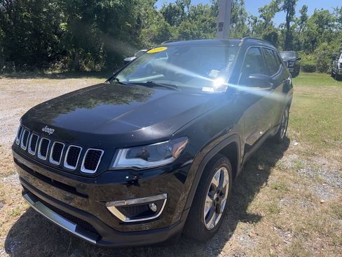 Used 2018 Jeep Compass Limited w/ Navigation Group image 2