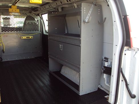 Used 2013 Chevrolet Express 1500 AWD w/ Power Package image 10