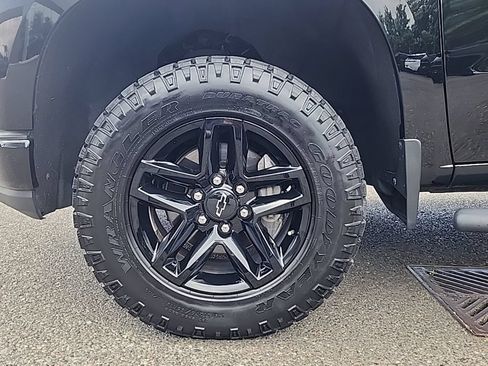 Used 2020 Chevrolet Silverado 1500 LT Trail Boss AWD/4WD image 28