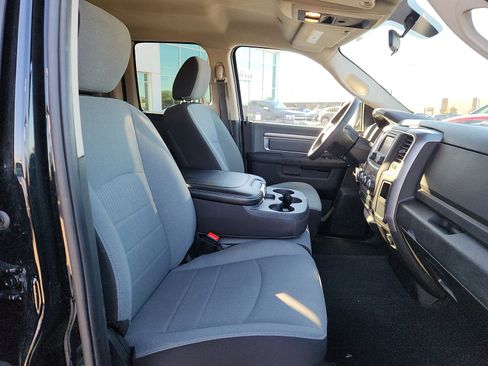 Used 2024 RAM 1500 Classic SLT image 15