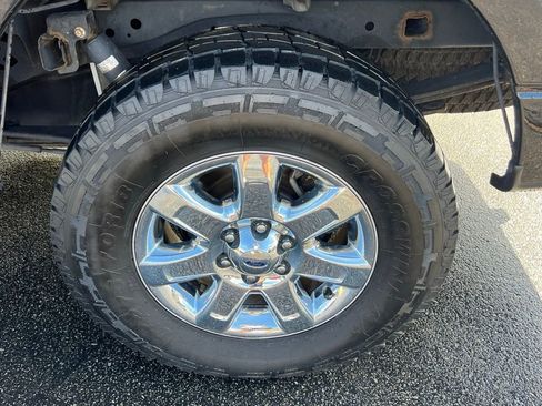 Used 2014 Ford F150 XLT w/ Equipment Group 302A Luxury AWD/4WD image 14