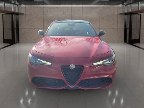 Used 2021 Alfa Romeo Giulia Ti Sport image 14
