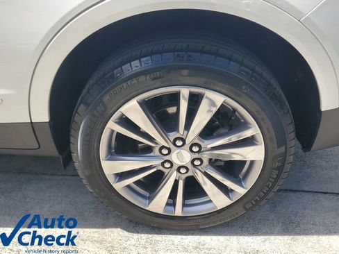 Certified 2023 Cadillac XT5 Premium Luxury FWD image 8