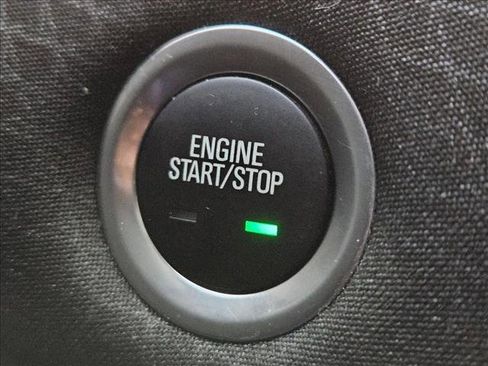 Used 2025 Chevrolet Malibu LT image 14