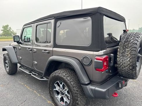 Used 2019 Jeep Wrangler Unlimited Rubicon w/ LED Lighting Group AWD/4WD image 6