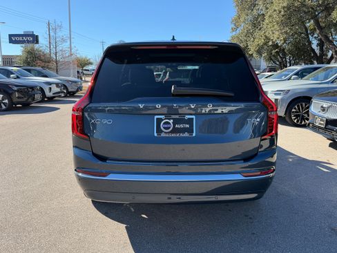 New 2026 Volvo XC90 T8 Ultra w/ Protection Package Premier image 5