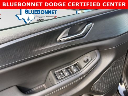 Used 2024 Jeep Grand Cherokee Altitude AWD/4WD image 10