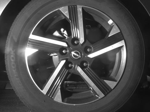 Used 2025 Nissan Sentra SV FWD image 15