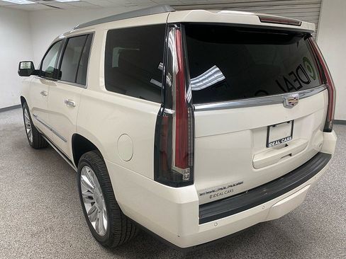 Used 2015 Cadillac Escalade Platinum image 7