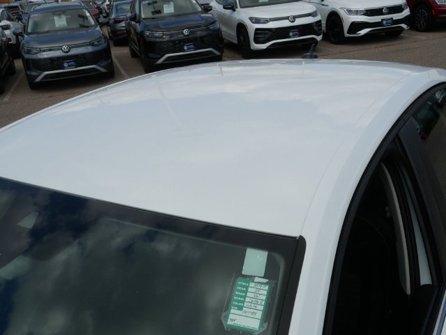 Certified 2025 Volkswagen Jetta S FWD image 11