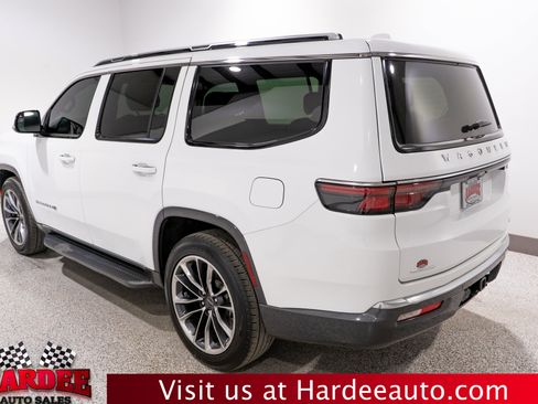 Used 2022 Jeep Wagoneer Series II w/ Premium Group I AWD/4WD image 3