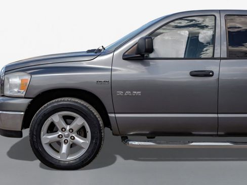 Used 2008 Dodge Ram 1500 Truck SLT image 10