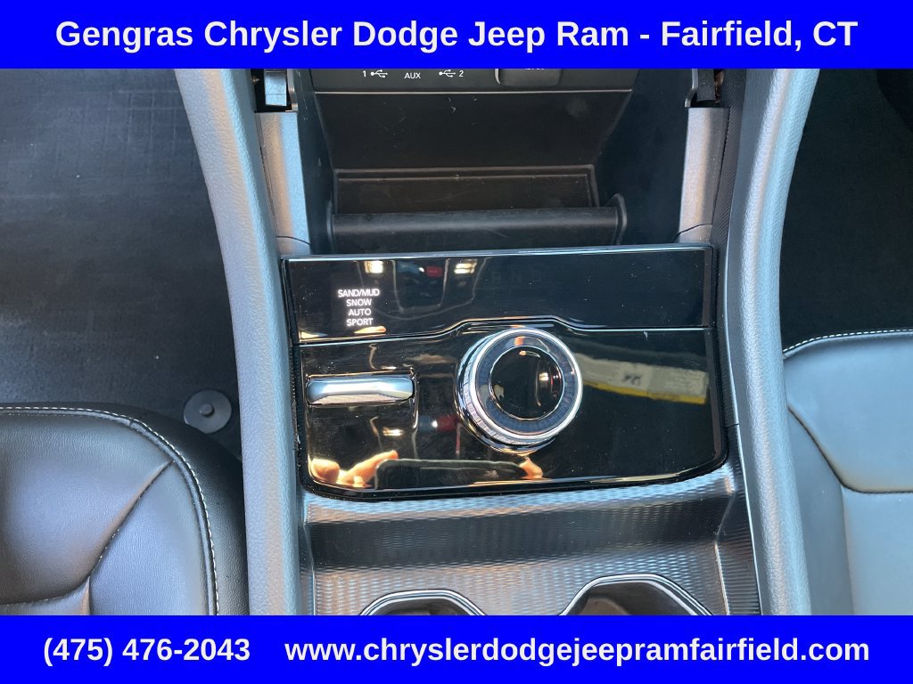 Used 2025 Jeep Grand Cherokee Limited AWD/4WD image 55