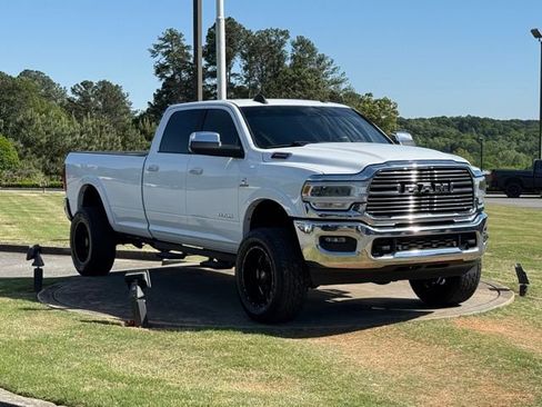 Used 2021 RAM 3500 Laramie AWD/4WD image 9