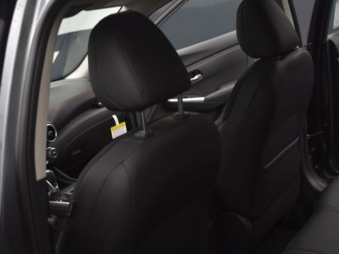 New 2025 Nissan Sentra SR w/ SR Premium Package image 18