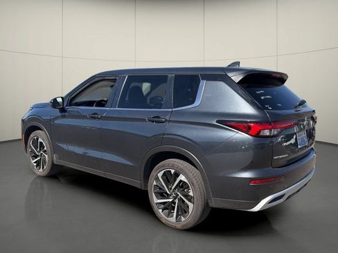 Used 2024 Mitsubishi Outlander FWD image 5