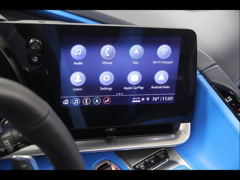 Used 2023 Chevrolet Corvette Stingray Premium Conv w/ Z51 Performance Package RWD image 11