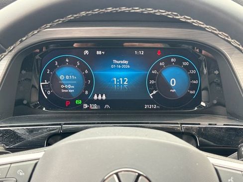 Used 2024 Volkswagen Atlas Cross Sport SE AWD/4WD image 25