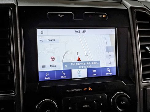 Used 2018 Ford F150 XLT w/ Equipment Group 302A Luxury AWD/4WD image 20