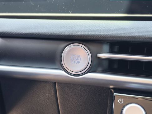 New 2026 Hyundai Tucson SEL FWD image 35