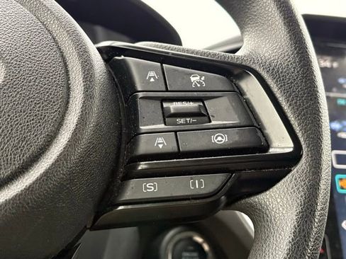 Used 2024 Subaru Crosstrek 2.0i Premium image 15