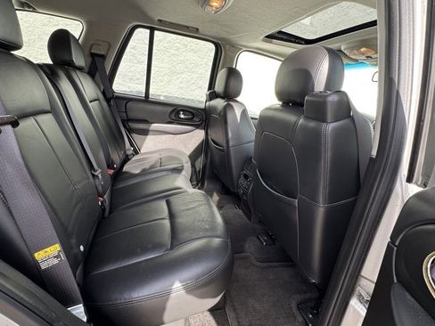 Used 2006 Chevrolet TrailBlazer LT w/ SS Package image 11