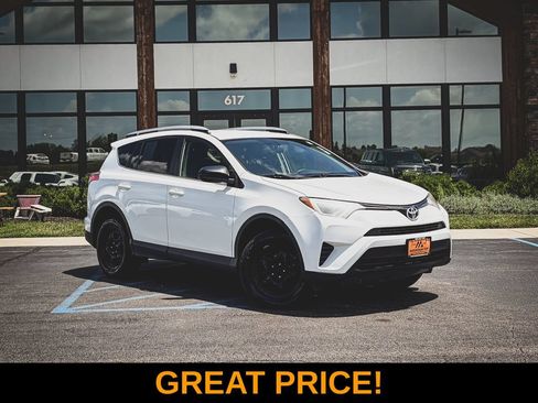 Used 2016 Toyota RAV4 LE AWD/4WD image 1
