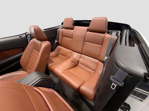 Used 2011 Ford Mustang Premium w/ 201A Rapid Spec Order Code RWD image 20
