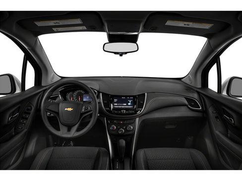 Used 2018 Chevrolet Trax LS w/ LPO, Cargo Package FWD image 5