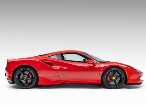 Certified 2020 Ferrari F8 Tributo image 5