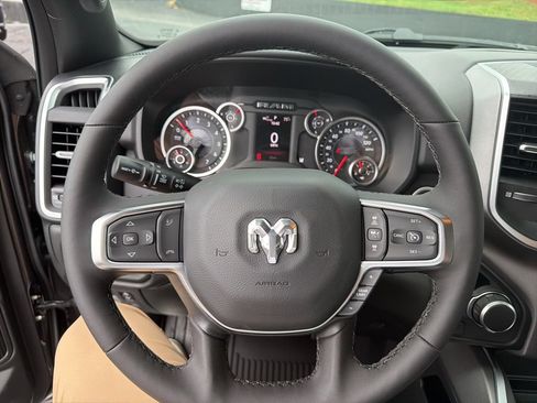 New 2026 RAM 1500 Big Horn AWD/4WD image 39