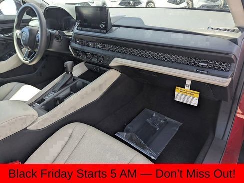 New 2025 Honda Accord SE image 25