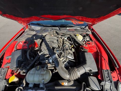 Used 2016 Ford Mustang Convertible RWD image 31