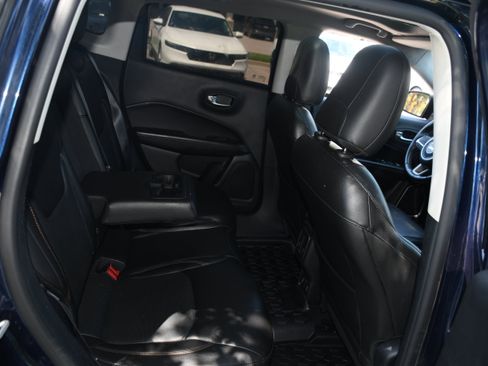 Used 2018 Jeep Compass Limited w/ Navigation Group FWD image 20
