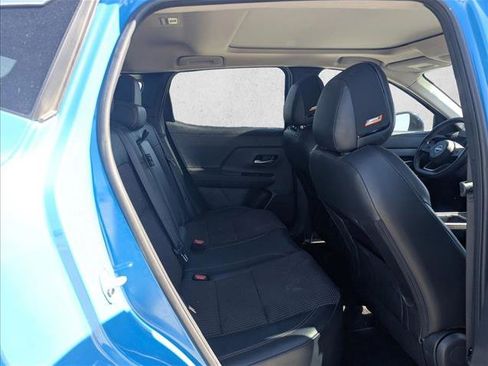 Used 2025 Nissan Kicks SR w/ SR Premium Package image 16