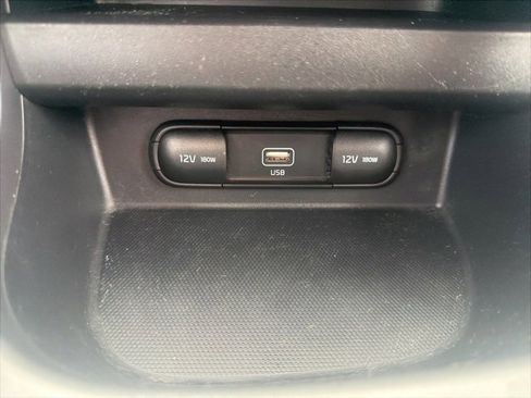 Certified 2023 Kia Seltos LX image 21