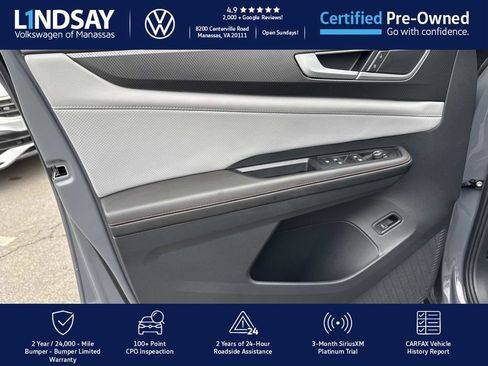 Used 2025 Volkswagen Atlas Peak Edition SE image 9