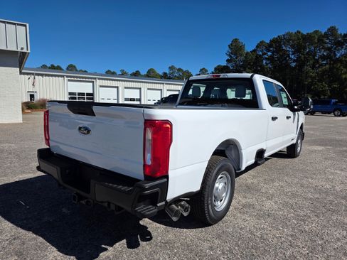 New 2026 Ford F250 XL image 4