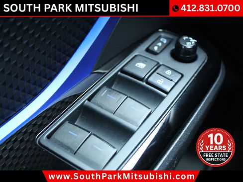 Used 2021 Toyota C-HR XLE FWD image 28