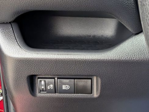 Certified 2025 Toyota RAV4 LE image 21