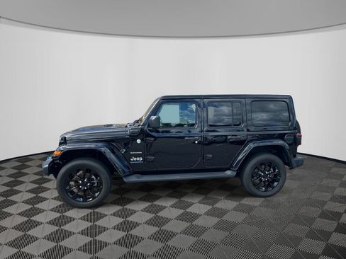 Used 2023 Jeep Wrangler Unlimited Sahara w/ Cold Weather Group AWD/4WD image 2