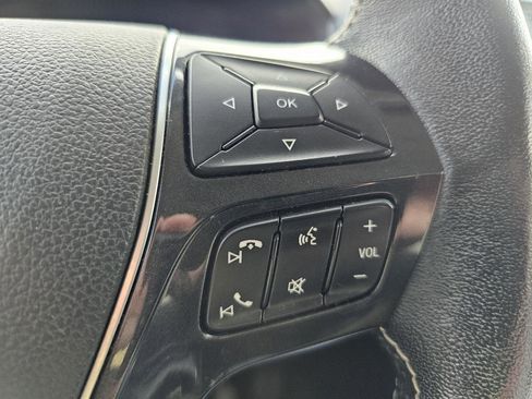 Used 2017 Ford Explorer Platinum AWD/4WD image 12