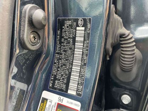 Used 2017 Toyota Camry LE FWD image 20