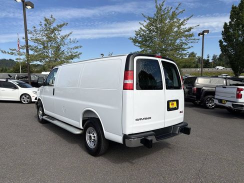 Certified 2025 GMC Savana 2500 w/ Driver Convenience Package RWD image 4