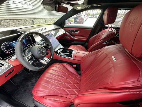 Used 2024 Mercedes-Benz S 63 AMG S image 4