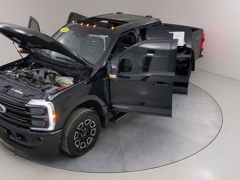 Certified 2025 Ford F250 Platinum AWD/4WD image 48