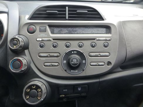 Used 2010 Honda Fit Sport image 21