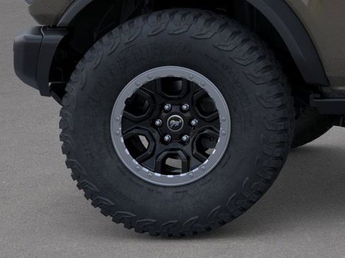 New 2025 Ford Bronco Badlands image 21
