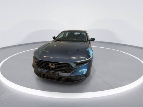 Used 2024 Honda Accord EX image 3
