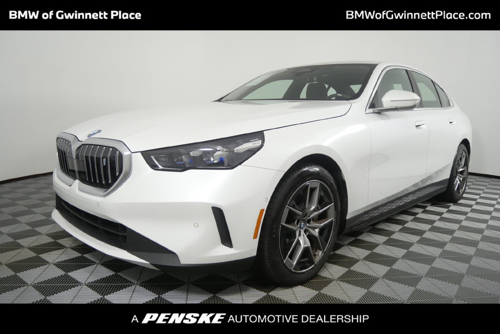 Used 2024 BMW i5 eDrive40i w/ Premium Package RWD image 1
